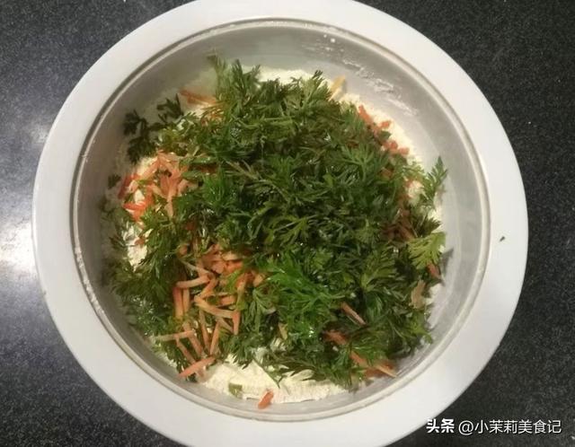 芭蕉根怎么做菜（这菜很多人只吃根）(7)