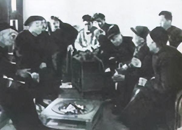 1960年湖北一农村老汉擅闯中南海，被警卫拦下后：我来见“老朱”