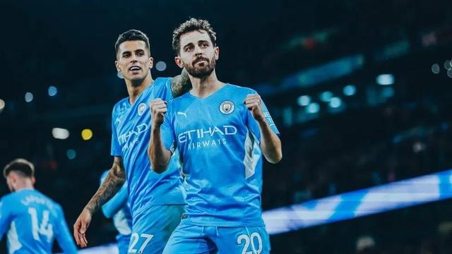 4-1+3-0，英超冠军双杀！利物浦坏消息，曼城重回英超榜首