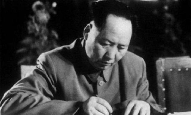 1950年，毛主席回国路上为何三次发怒？处死42人