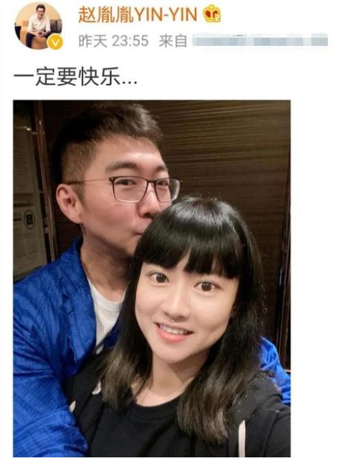 陈数养女母亲节表孝心，送花合影全程不见继子，曾和赵胤胤传离婚