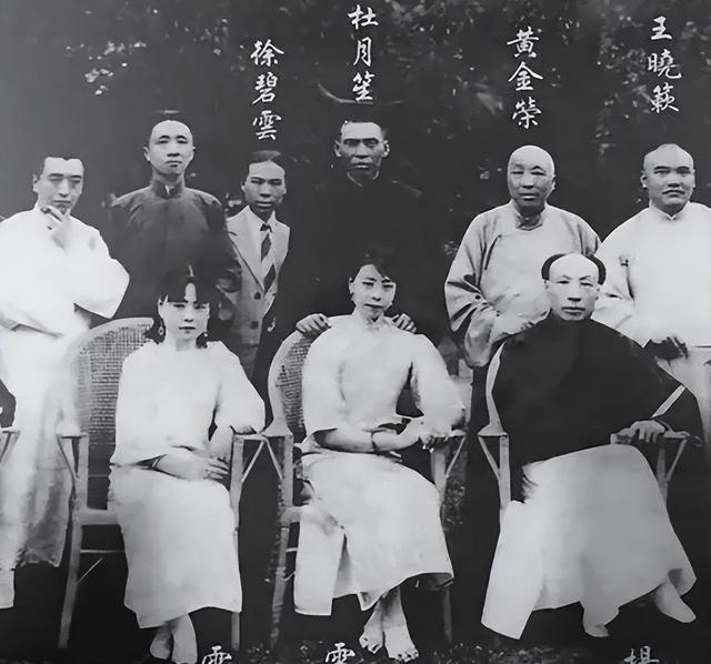 兄弟绝交前，张啸林冷嘲热讽，杜月笙用一句广为流传的名言回敬他
