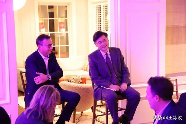 秦刚被美国主播“拷问”后，白宫和国务院回应！美国听进去了吗？