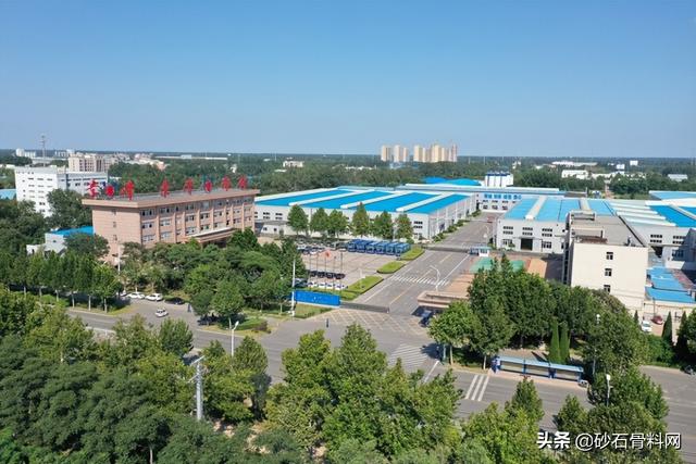 砂石装备企业报告