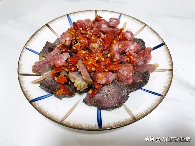 湖南腊味合蒸的家常做法（别看腊味合蒸只是一道普通的家常菜）(5)