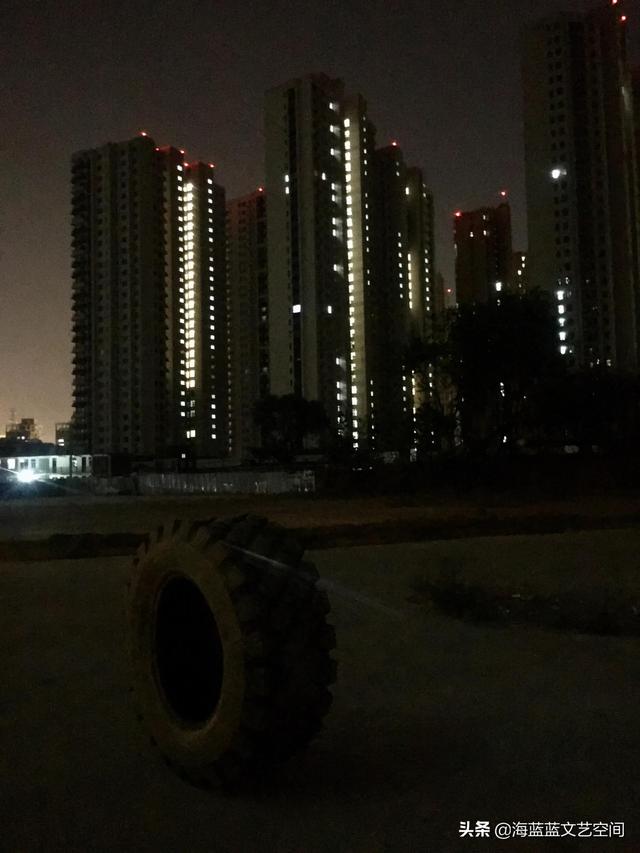 “怪胎”也得有资格，不也是一个向往生活的新花样？