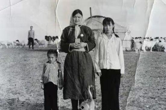 1960年，国家为何将3000名南方孤儿送到内蒙古，背后有何隐情？