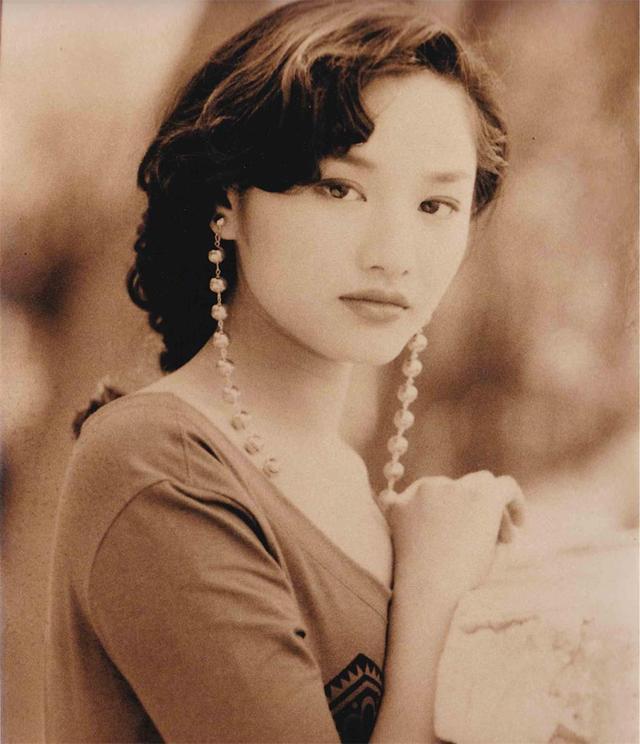 李亚鹏50岁再婚！被他伤得体无完肤的前任瞿颖：51岁仍在等待…