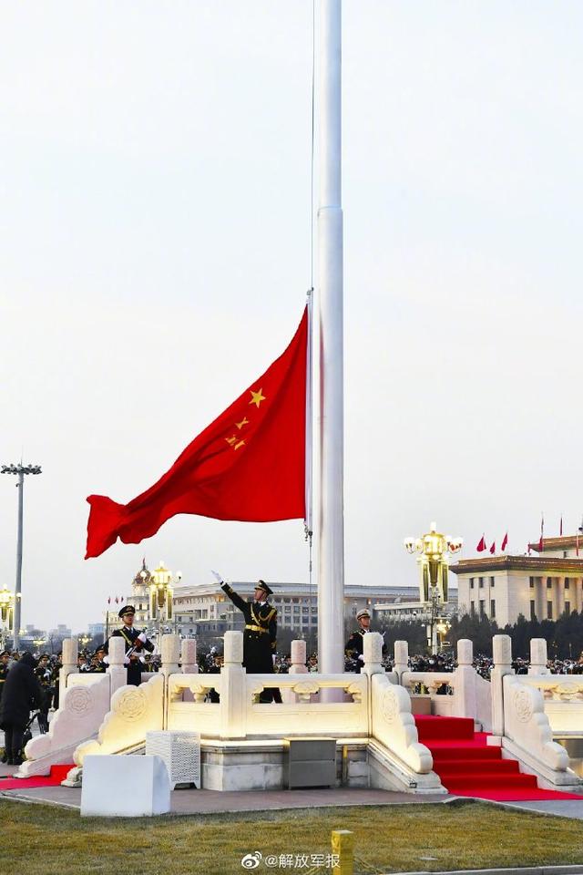 天安门广场升旗仪式