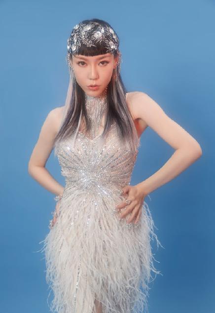 "貌似已经过气"的吴莫愁