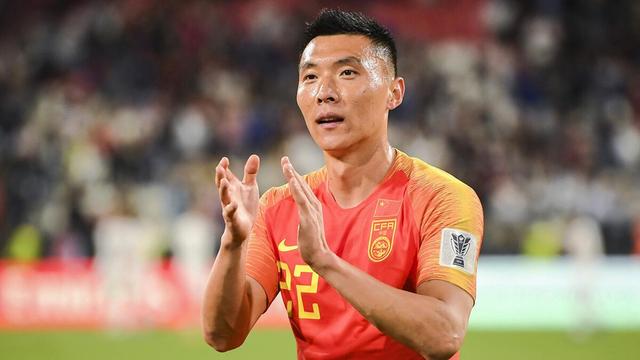 国足战阿曼力拼三分：两大争议国脚进首发，下一届咱们还是种子队