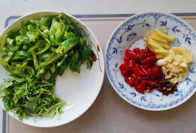 建议中老年人：退休后不管有钱没钱，4样食物要多吃，常吃少生病