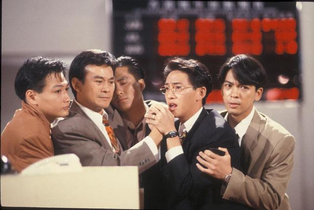 从收视冠军看TVB兴衰史，盘点1992—2021年TVB年冠，差距就出来了