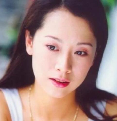 《心居》双女主演技：海清哭戏如教科书，童瑶“歪嘴挤眼”没有泪