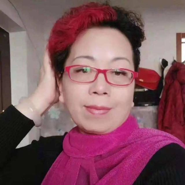 徐州工程机械展郝纯纯