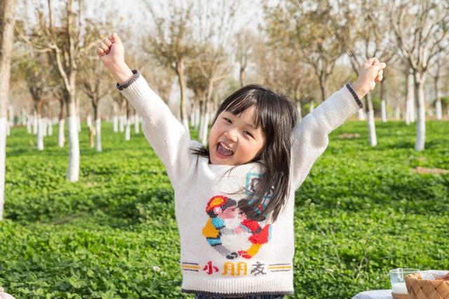 怎么办？孩子在幼儿园一句话都不说