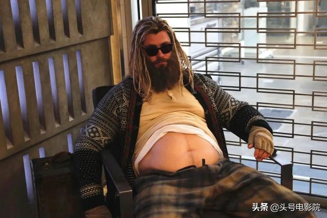 女雷神现身！《雷神4》首发预告，星爵承包笑点，三大影帝没露面