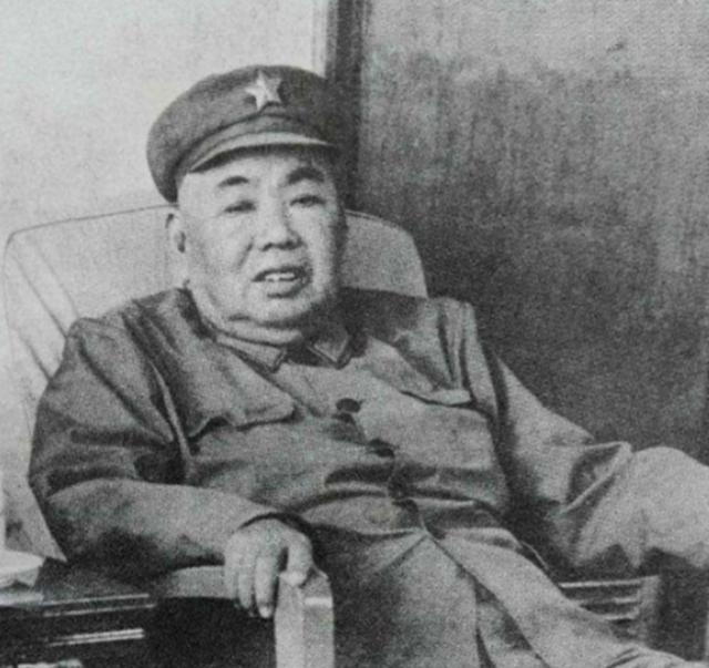 69年许世友为王近山接风洗尘，得知其房屋简陋后：我的房子给你住