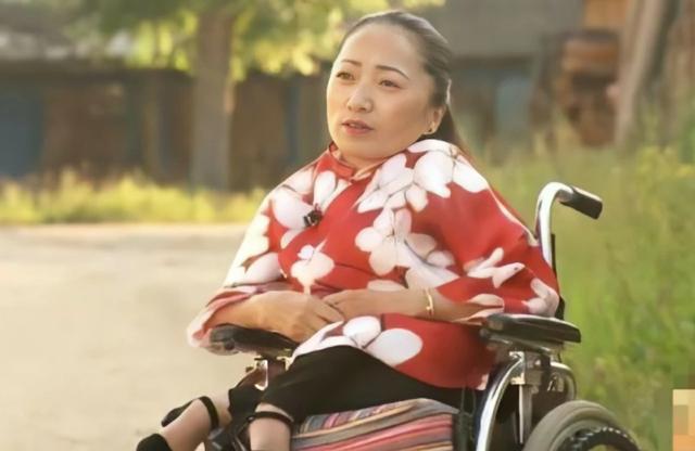 侏儒女總裁朱曉紅：用85厘米身高闖蕩天下，僅10年賺千萬身家 - 娛樂| 天天要聞