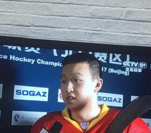 英如镝：我爸是英达，我哥是巴图，我在拥有父爱的环境中成长