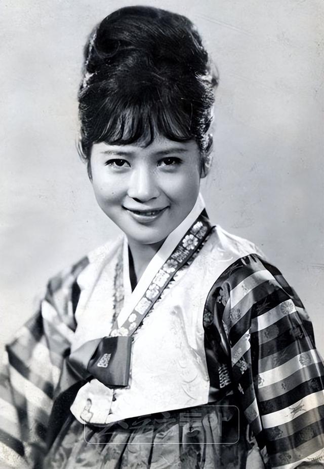 1971���Ů����(6��켫һʱ�ĺ�������Ů�ǣ������ô���ˣ�)