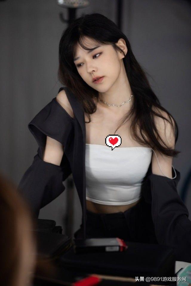 现在虎牙一姐(企鹅一姐沫子宣布转战新平台)(7)