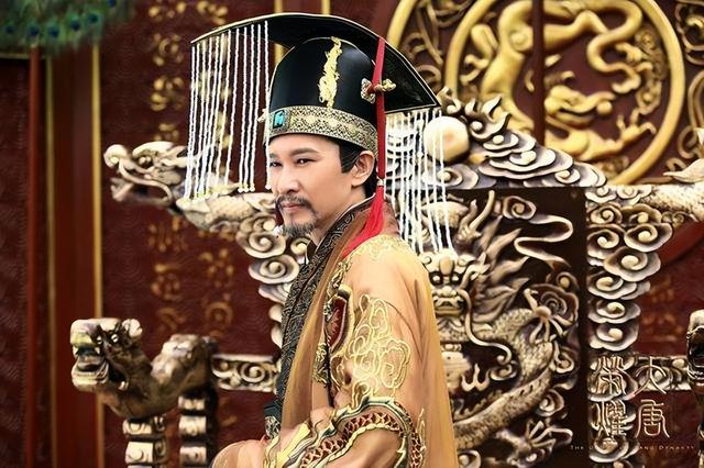 赵武灵王为什么非要打破传统，不走寻常路？提前让太子继位