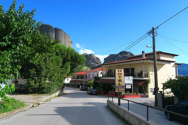 希臘深度遊：卡蘭巴卡、接近天堂的秘境 天空之城（Meteora）
