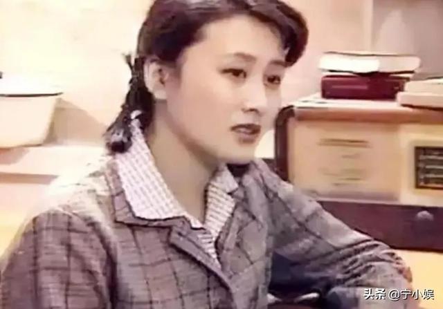 这6位娱圈演艺人员，凭什么能参加两会、被称“文艺工作者”