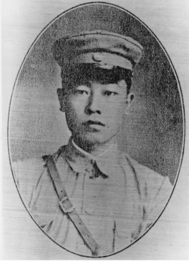1946年，蒋介石紧急召见前侍从副官：陈毅是你弟弟？