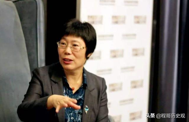 她生完孩子 坐月子期间 破获了美国2套密码 国家奖励了711万元 全网搜