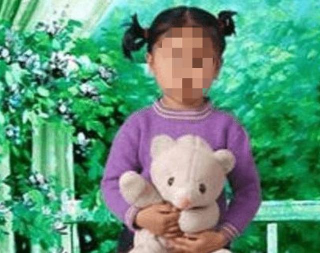18年前，吸毒母亲被关戒毒所17天，3岁女儿饿死家中，民警被判刑