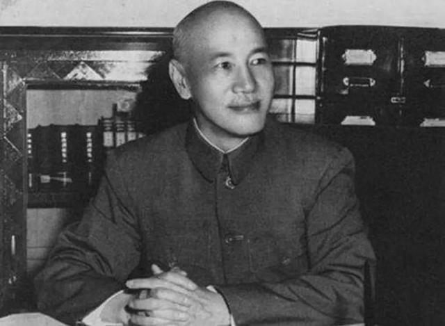 在机场密谋暗杀周恩来，结果飞机爆炸后，发现周恩来不在飞机上