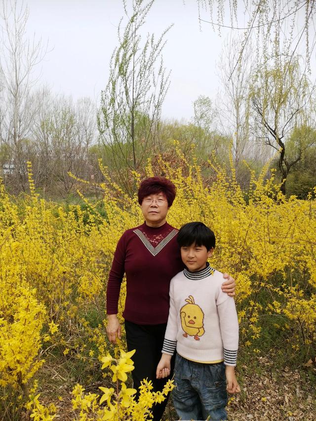有孩子的家庭都充满了欢笑，那是上帝赠予最珍贵的宝……全文