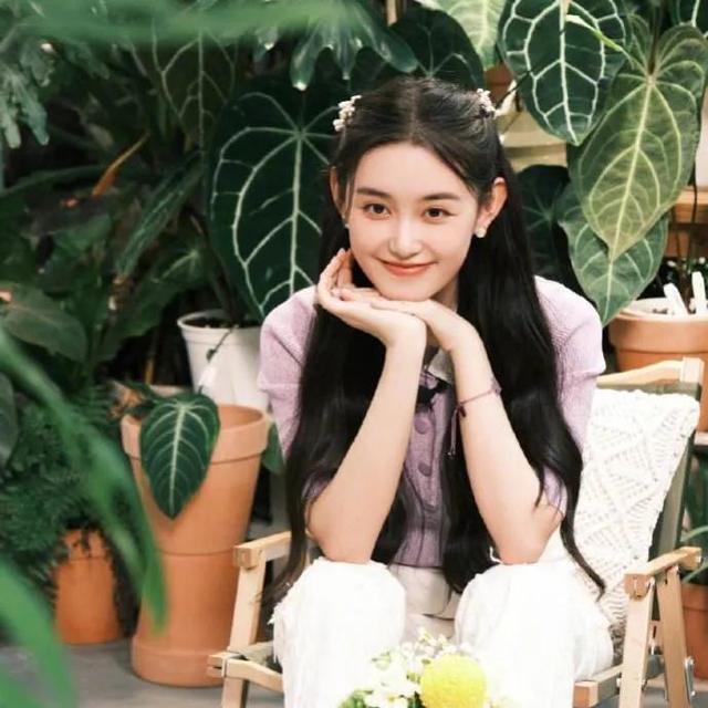 蒋依依起诉冯小刚经纪公司，演技和颜值同时在线，蒋依依反击了