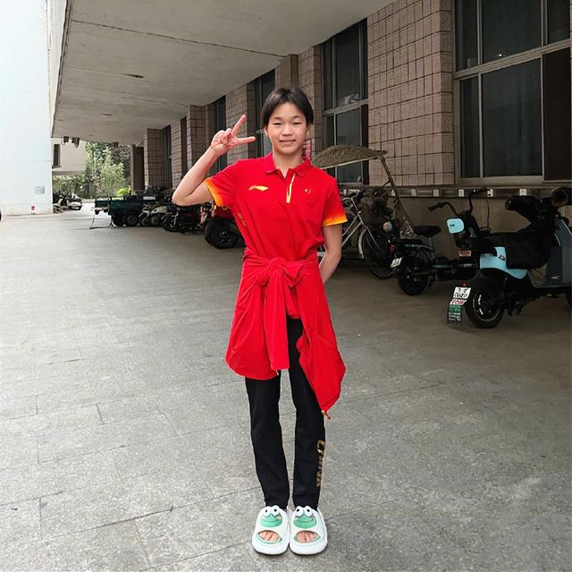 全红婵获奖后刻苦训练控制体重！因发育太快，一年至少长了10公分