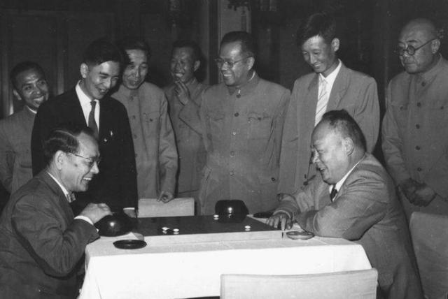 1972年陈毅追悼会上，毛主席点名要见孩子们：我替陈毅安排两句