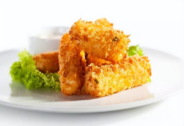 为何患脑梗的人越来越多？5种食物容易让血管变堵，切记少吃