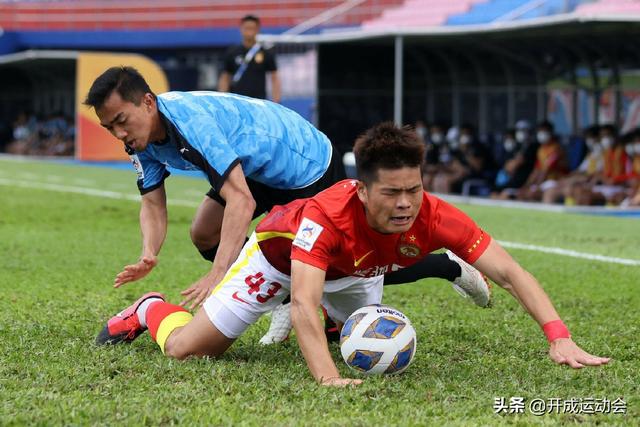 白斩鸡惨败！中国队0-25，官媒：中超怎么啦？国足U23出征东亚杯