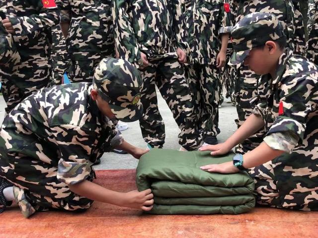 问题少年心理成长军事化管理学校(管理问题少年的学校)(图17)
