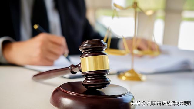 律师参与刑事辩护的