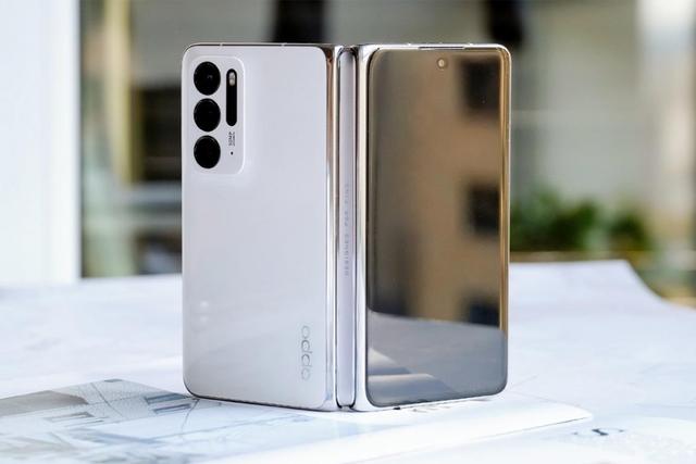 四大品牌九款产品！如何尝鲜Android13？在这几款手机里选