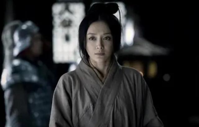 为打败匈奴，吕后对全国15岁少女下了道命令，57年后才知高明之处