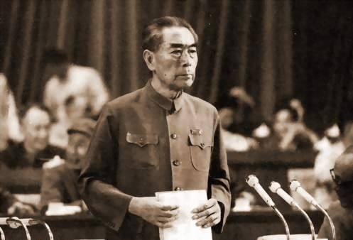 1961年，周保章给周总理夫妇拜年，看到团年饭后，他心里不是滋味