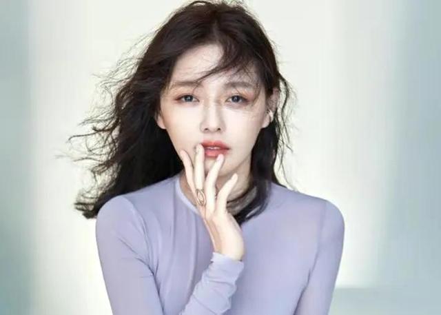 大S承认再婚：生母臭骂，前婆婆遗憾，现婆婆急抱孙子
