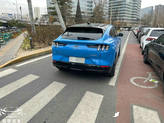马标志的跑车叫什么(带马图标的跑车有哪几种)