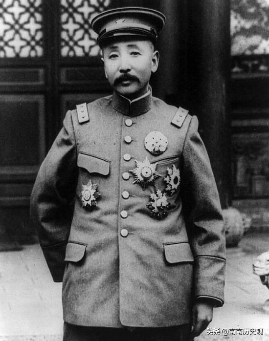 于凤至病逝海外，墓碑上留下四个字，张学良见了老泪纵横