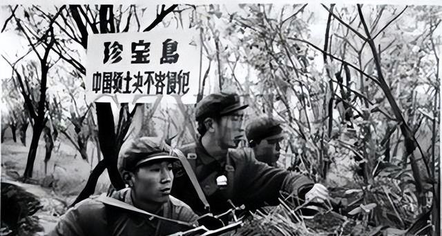 1969年周恩来与苏联总理柯西金会面，话语强硬：你敢核打击就开战