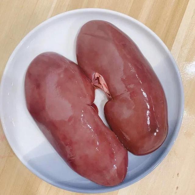 年过三十，建议男人：别太心疼钱，4种食物能吃尽量多吃，补起来