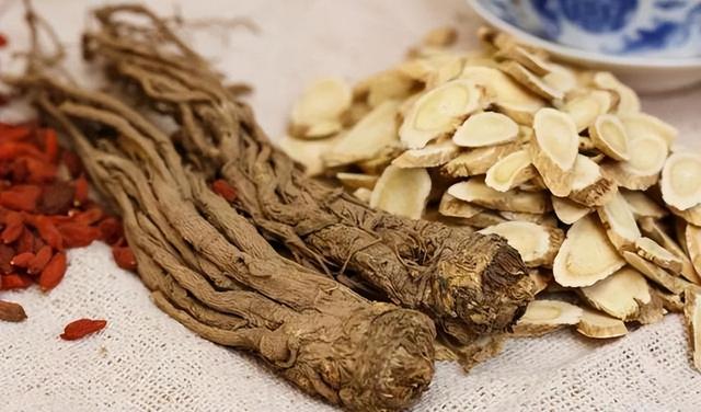 黄芪的“黄金拍档”被找到？医生：每天喝一点，气血通畅，有活力